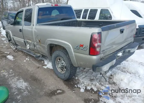 2007 Chevrolet Silverado 2500Hd Classic Lt1 z USA, uszkodzony, nr VIN 1GCHK29UX7E198002